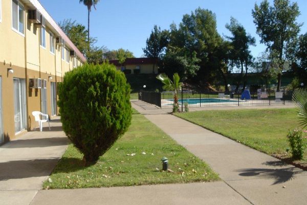 Travelodge Red Bluff